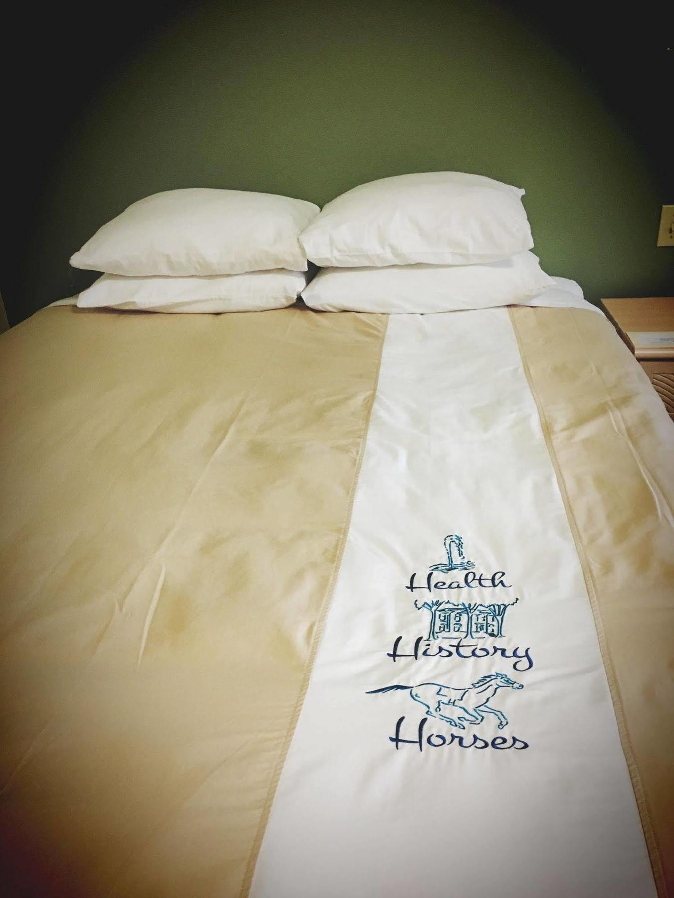 Bluebird Spa City Motor Lodge Saratoga Springs Exteriér fotografie