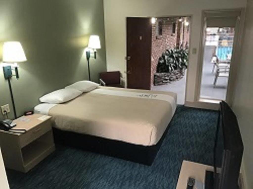Bluebird Spa City Motor Lodge Saratoga Springs Exteriér fotografie